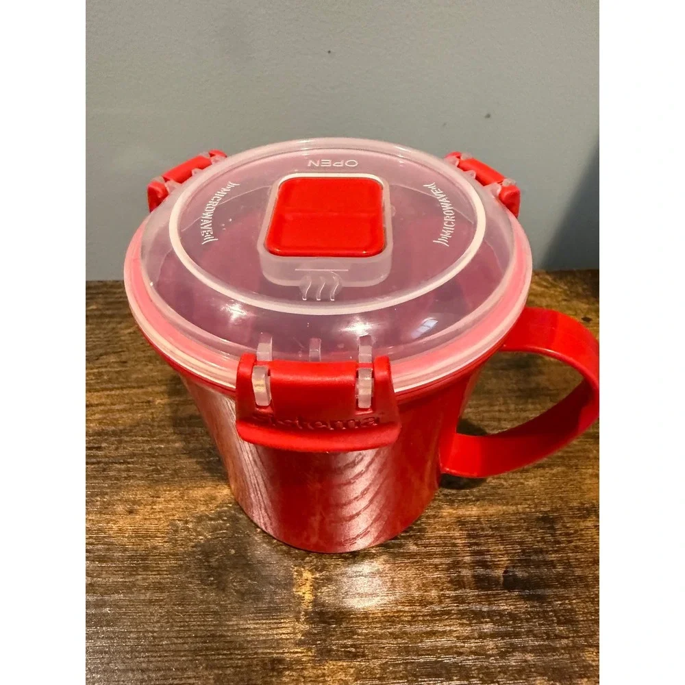 Sistema Red Microwave Soup Mug BPA Free Plastic Container/ Vent Lid 22oz 2010